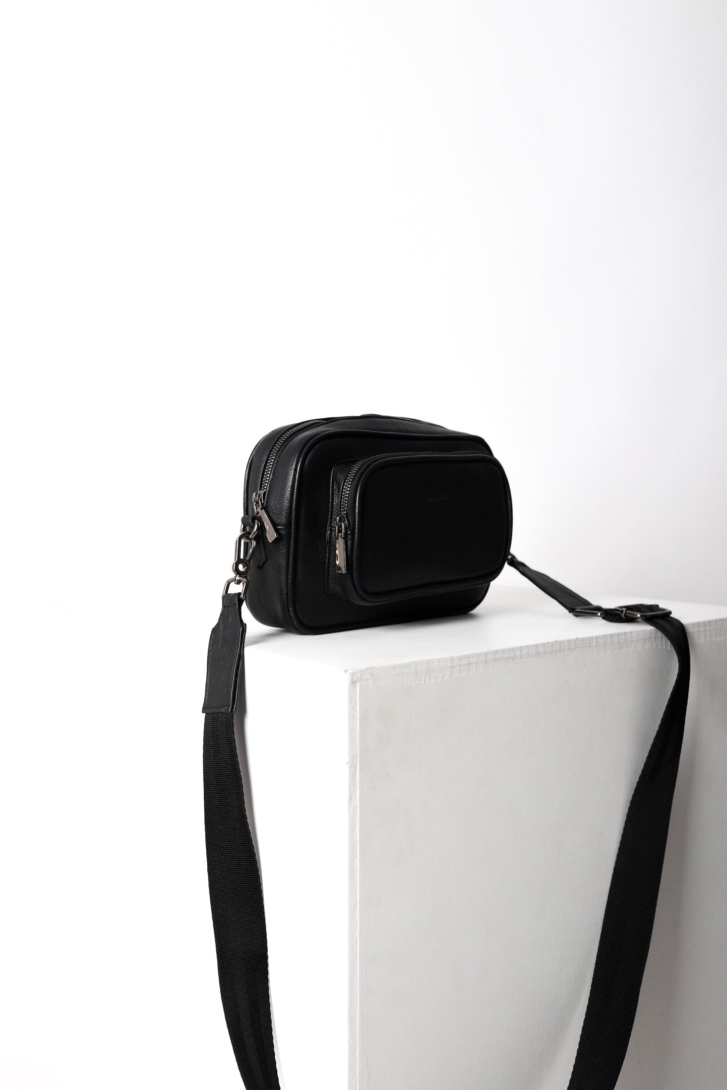 Crossbody Madrid Black